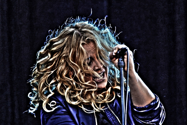 Anouk bewerkt.jpg